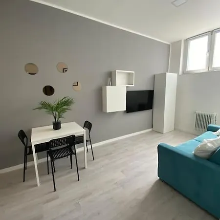 شقة Your Urban Flat In ميلان